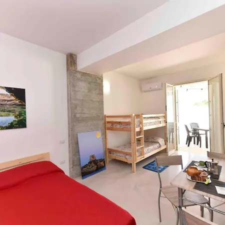 - Costa Salentina Bed & Breakfast San Foca